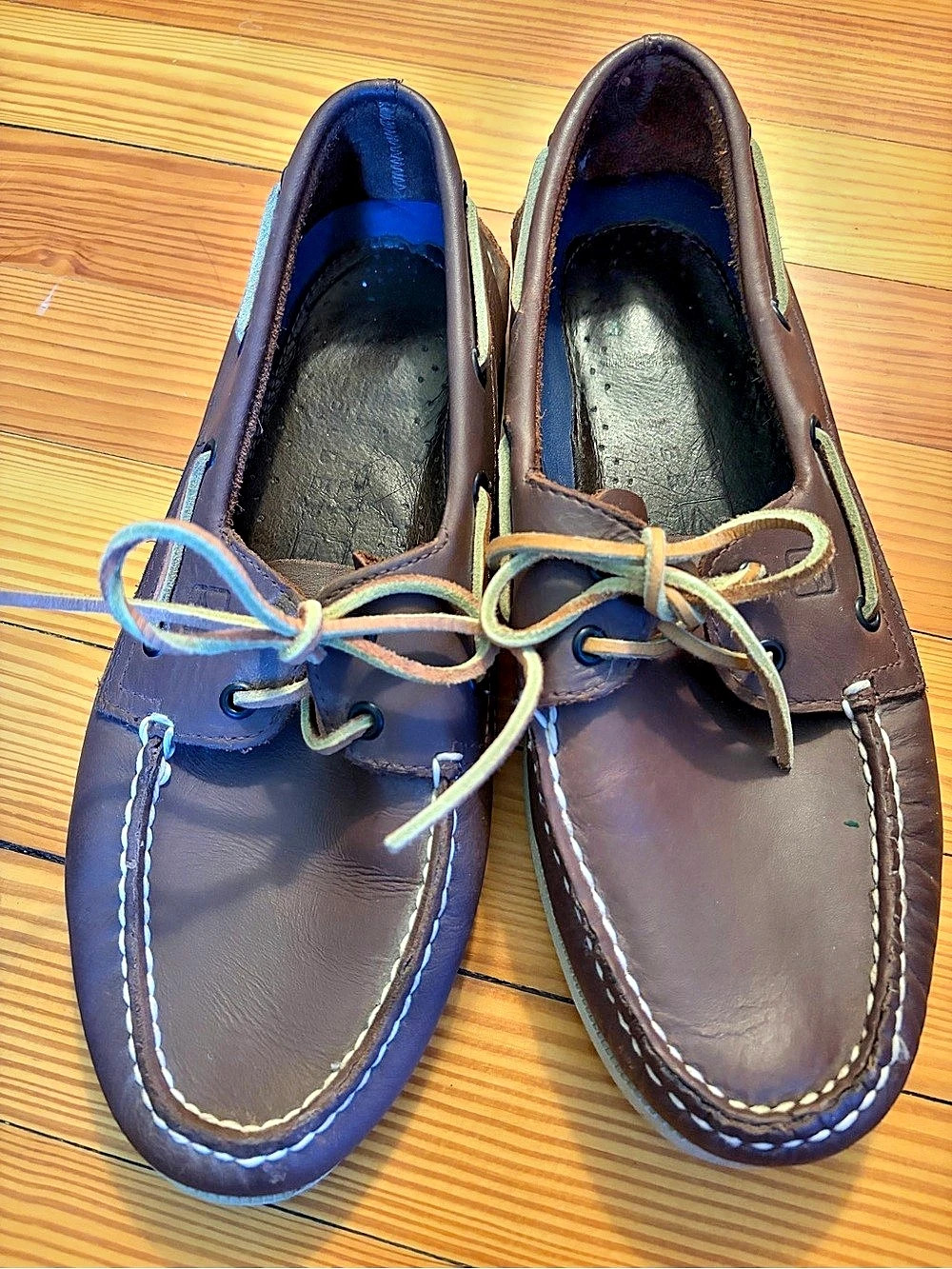 Sperry Authentic Original 2-Eye Boat Shoe 2-Eye Leather Boat Shoes Brown US 10M